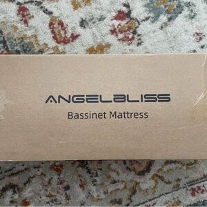 32"x18" White Bassinet Mattress Topper Pad